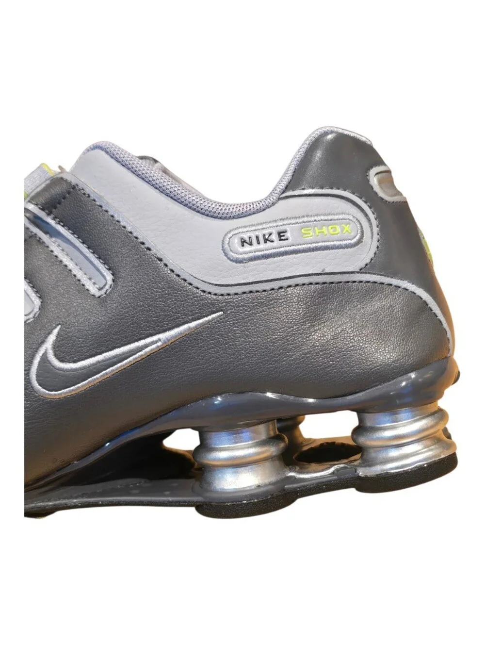 Nike Shox NX Dark Grey Wolf Grey Volt Sneakers 378341-009 Men's Size 10.5 NEW